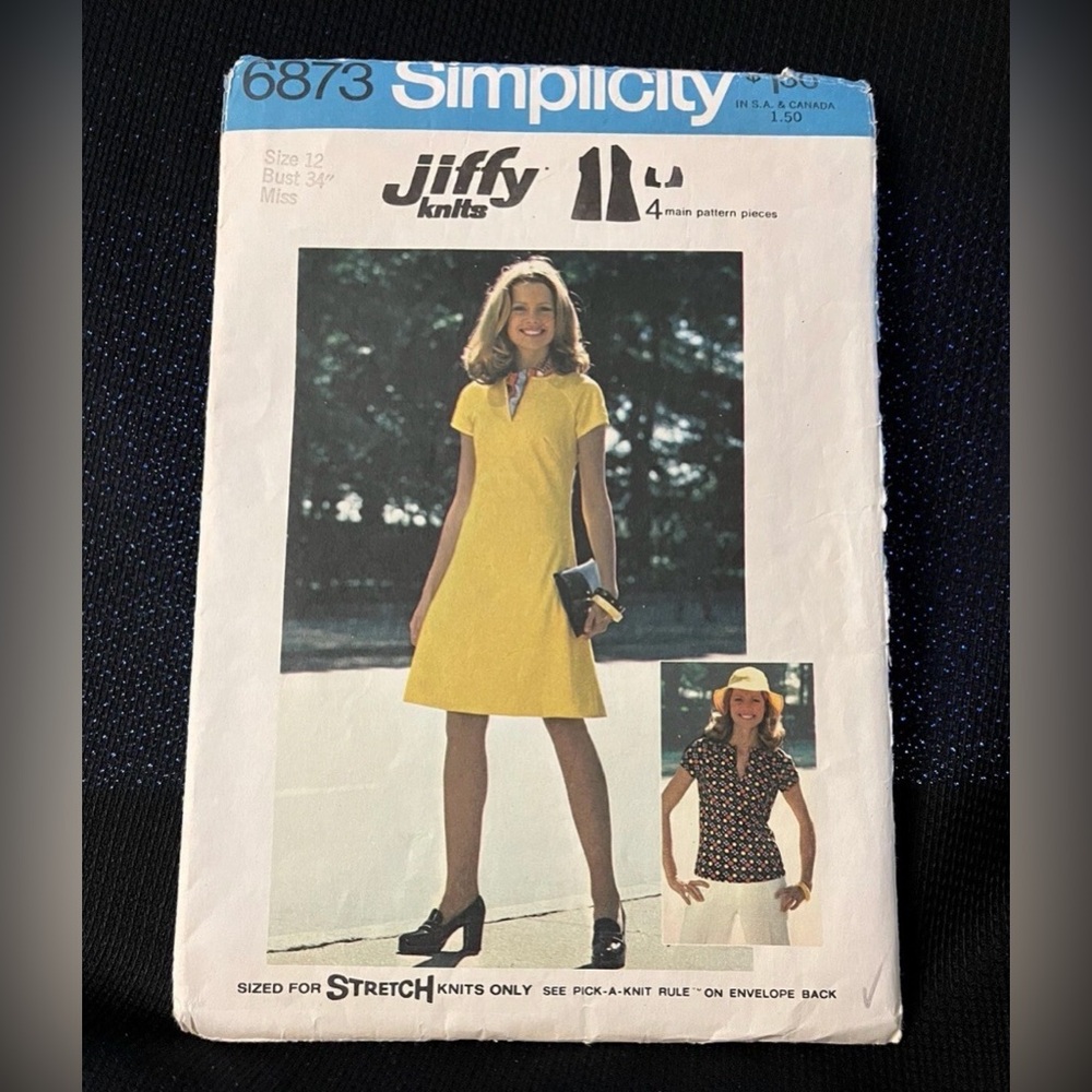 Vintage Simplicity Pattern 6873 Pullover  A-Line Dress 
Cut Size 12 
c. 1970s